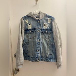 Jean jacket with grey sleeves